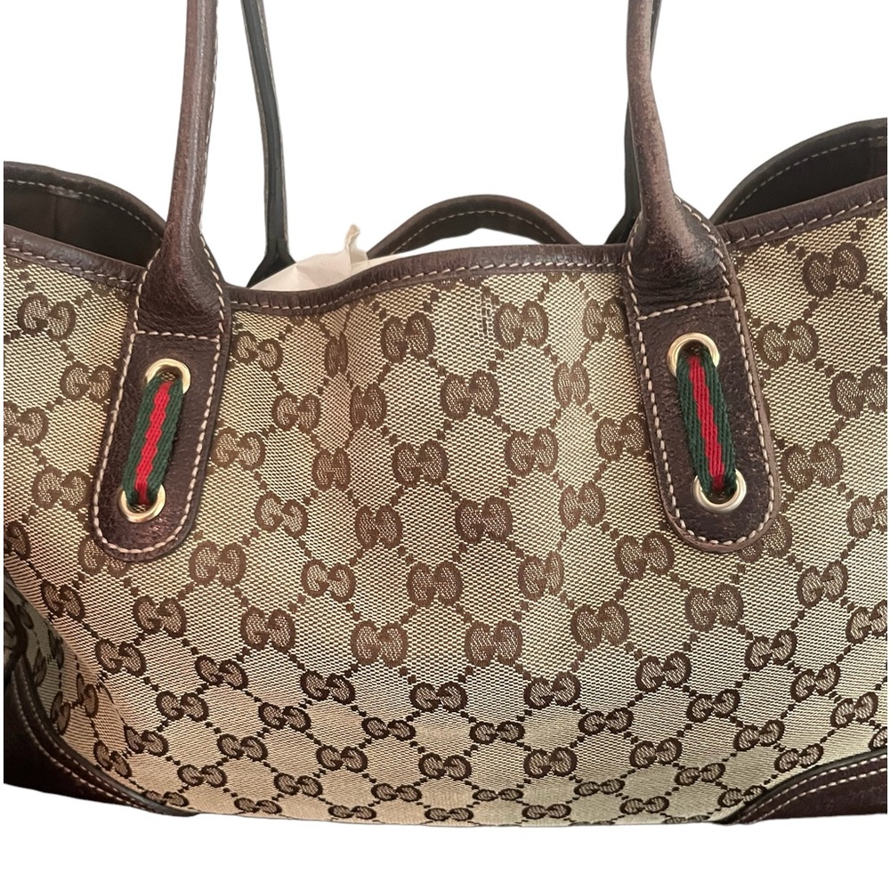 🔥 Gucci Sherry Handbag. GUC. Comes with MATCHING wallet .